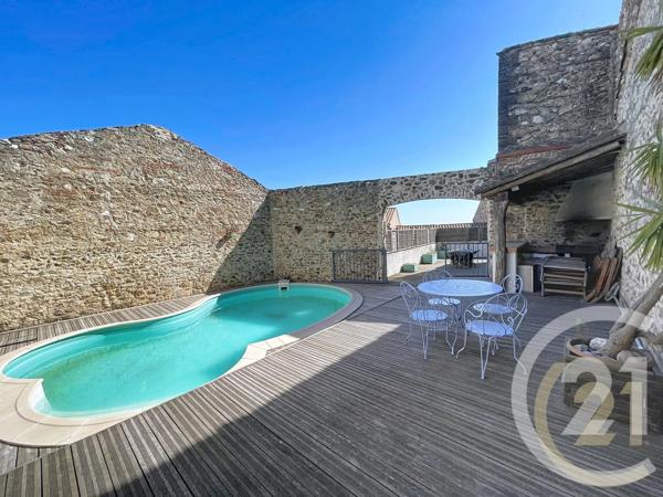 Maison à vendre  5 pièces - 255 m 2   ST ESTEVE  - 66