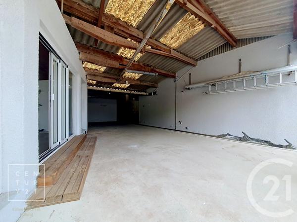 Maison à vendre  5 pièces - 255 m 2   ST ESTEVE  - 66