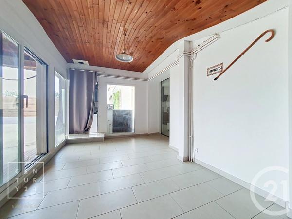 Maison à vendre  5 pièces - 255 m 2   ST ESTEVE  - 66