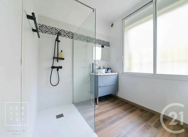 Maison à vendre  5 pièces - 255 m 2   ST ESTEVE  - 66