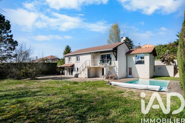 Maison à vendre 6 pièces 211 m² Cailloux-sur-Fontaines