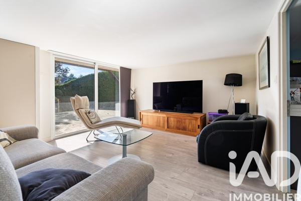 Maison à vendre 6 pièces 211 m² Cailloux-sur-Fontaines