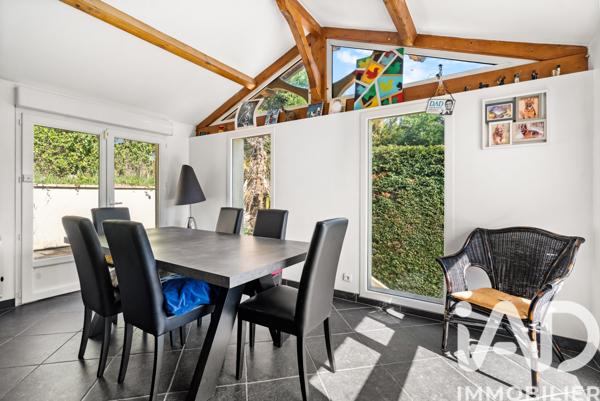 Maison à vendre 6 pièces 211 m² Cailloux-sur-Fontaines