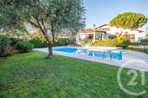 Maison à vendre  7 pièces - 214,65 m2 ST MEDARD EN JALLES - 33