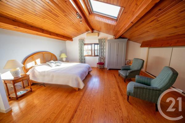 Maison à vendre  7 pièces - 214,65 m2 ST MEDARD EN JALLES - 33