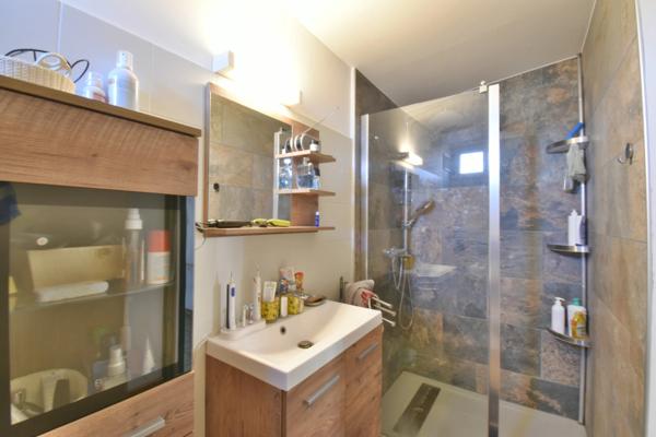 VILLA d'ARCHITECTE à vendre 7 pièces AIGLUN (04510)