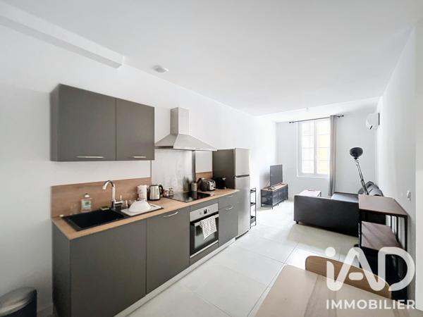 Location appartement 2 pièces 37 m² Lambesc