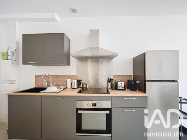 Location appartement 2 pièces 37 m² Lambesc