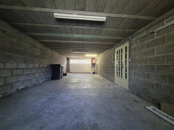 AHUILLE PAVILLON DE 112 M2 EN IMPASSE AVEC TERRAIN ARBORE de 600 m2 SANS  VIS A VIS