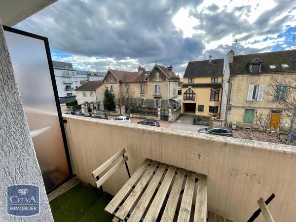 Appartement à louer 2 pièces 42.13m² Dijon (21000)