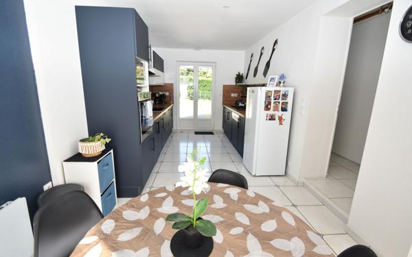 Maison à vendre    10 pièces •  Saint-Sever