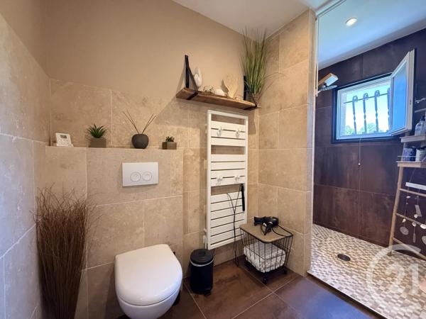 Maison à vendre  7 pièces - 177 m 2   PRIVAS  - 07