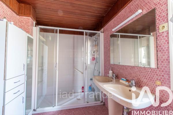 Maison à vendre 15 pièces 357 m² Mantes-la-Ville