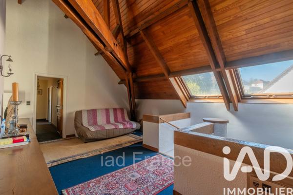 Maison à vendre 15 pièces 357 m² Mantes-la-Ville