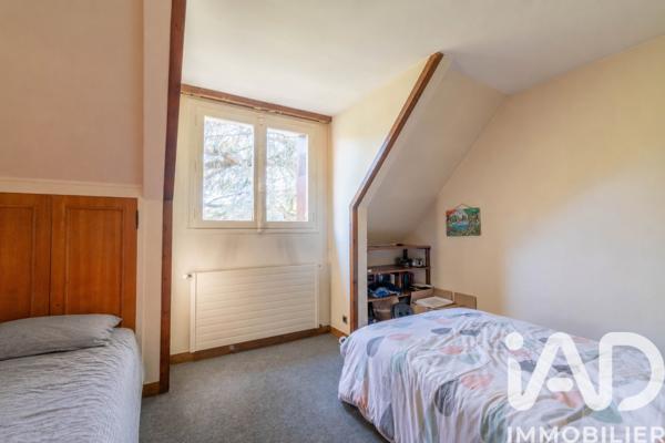 Maison à vendre 15 pièces 357 m² Mantes-la-Ville