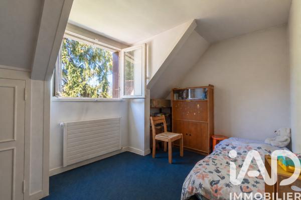 Maison à vendre 15 pièces 357 m² Mantes-la-Ville