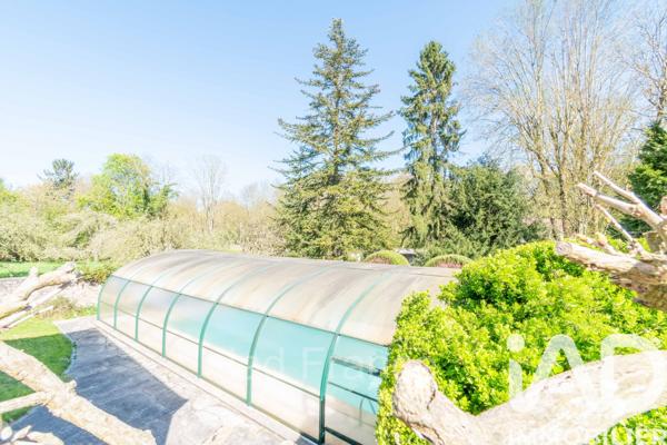 Maison à vendre 15 pièces 357 m² Mantes-la-Ville