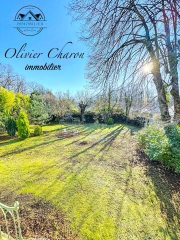 Triel-sur-Seine (78510) Maison de Maitre 19ème 250m2 sur 1895m2 de terrain