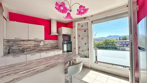 T2 Meublé 47.50 m² entièrement meublé avec vue Puy de Dôme