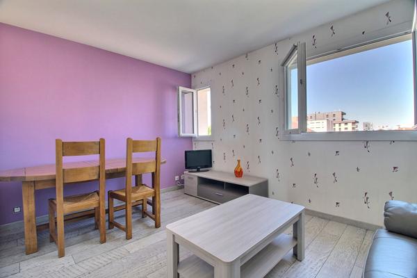 T2 Meublé 47.50 m² entièrement meublé avec vue Puy de Dôme
