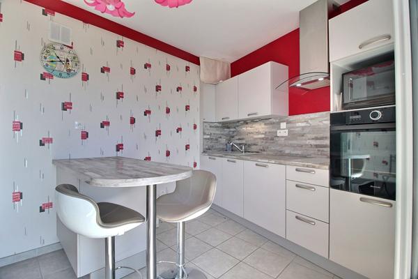 T2 Meublé 47.50 m² entièrement meublé avec vue Puy de Dôme