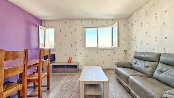 T2 Meublé 47.50 m² entièrement meublé avec vue Puy de Dôme