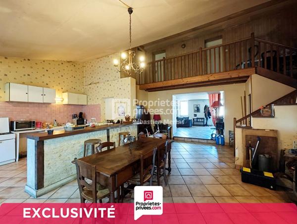 VENTE INTERACTIVE ! GARANTIE 12 MOIS INCLUS ! Ensemble de trois maisons sur une parcelle de 1847 m²