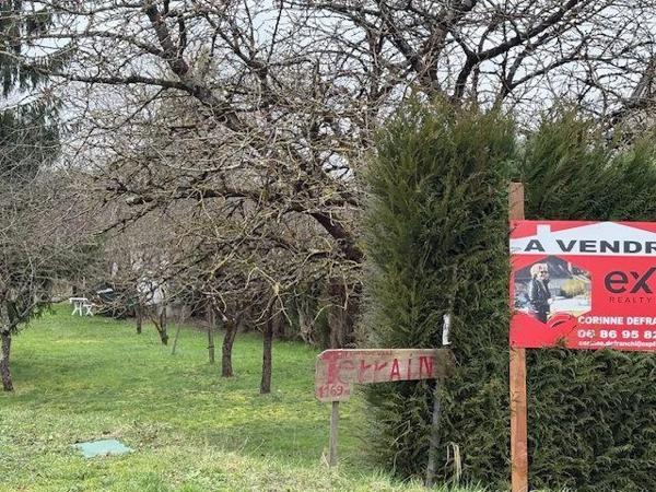 TERRAIN VIABILISE Athée sur cher (37 Touraine)
