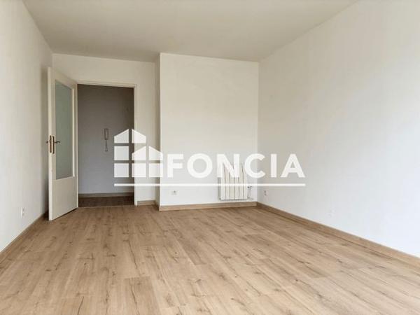 Location Appartement 3 pièces 56.16 m² - 161/163 AVENUE DES BAUGES Plaisir 78370