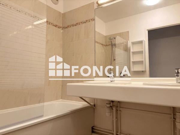 Location Appartement 3 pièces 56.16 m² - 161/163 AVENUE DES BAUGES Plaisir 78370