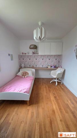 Maison d'exception de 189m², individuelle, habitable de plain pied, grand garage, terrasse, jardin