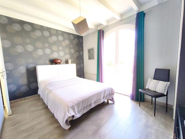 Villa Riviere Saas Et Gourby 7 pièce(s) 193 m2