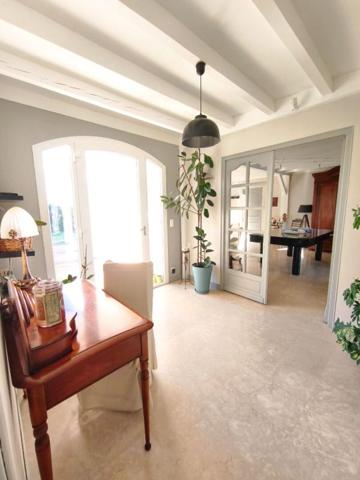 Villa Riviere Saas Et Gourby 7 pièce(s) 193 m2