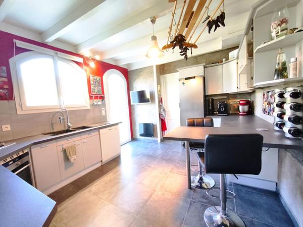 Villa Riviere Saas Et Gourby 7 pièce(s) 193 m2