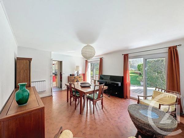 Maison à vendre  7 pièces - 180 m 2   VIENNE  - 38