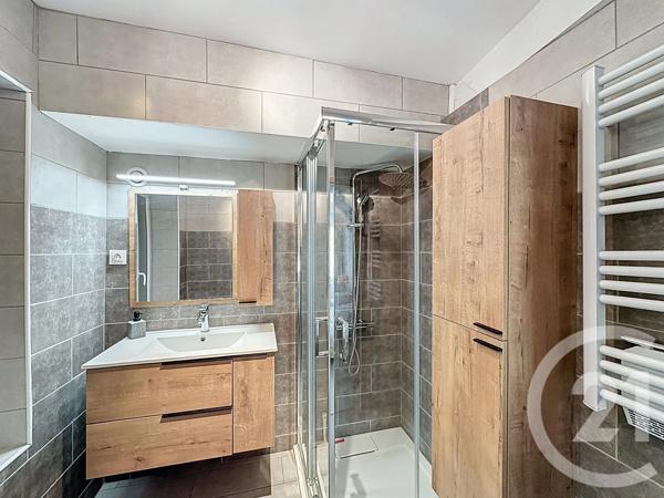 Maison à vendre  7 pièces - 180 m 2   VIENNE  - 38