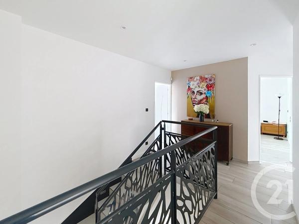 Maison à vendre  6 pièces - 160 m 2   CLERMONT FERRAND  - 63