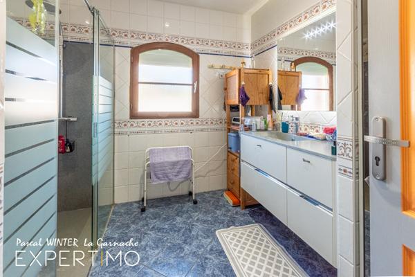 Maison d'architecte 135m², 3 chambres + annexe 125m²