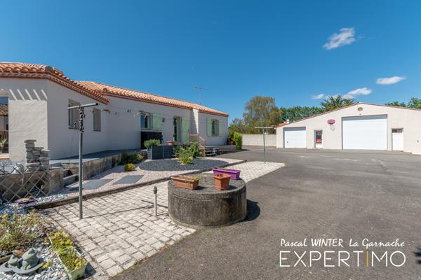 Maison d'architecte 135m², 3 chambres + annexe 125m²