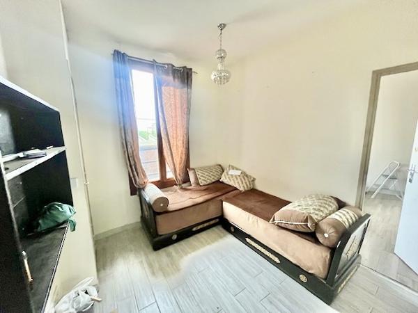 Bagnolet – 3 pièces traversant de 39 m² au calme