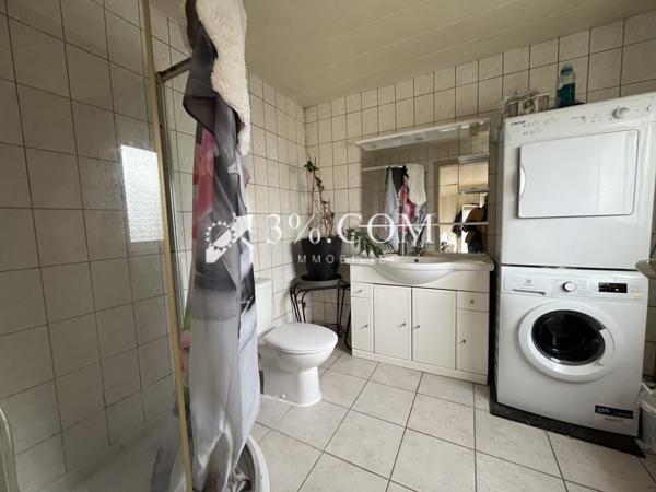 Maison 5 pièce(s) 2 chambre(s) 200 m²