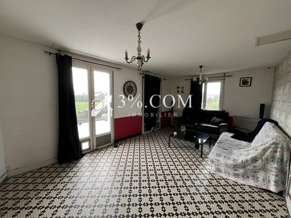 Maison 5 pièce(s) 2 chambre(s) 200 m²