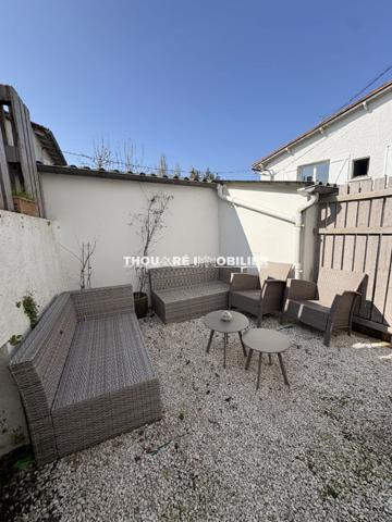 44120 VERTOU Appartement Vertou 2 pièce(s) 41.5 m2 + Cour + Garage rangement Proche bords de Sèvre.