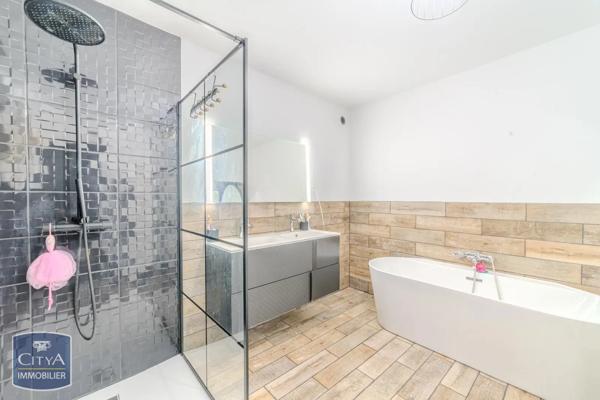 Maison à vendre 5 pièces 140m² Roanne (42300)