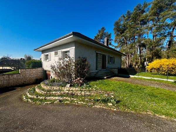 Magnifique Maison à Vittel Proche du Parc