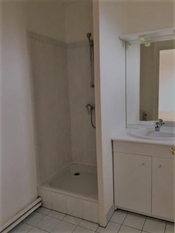 Appartement 1 pièce à louer à Moissy-Cramayel - Exclusivité Guy Hoquet