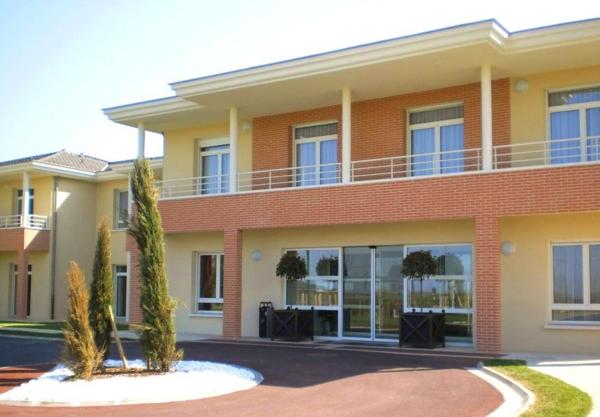 INVESTISSEMENT LOCATIF – CHARLEVILLE MEZIERES- Résidence Ehpad Emeis Patrice Groff - 7.83  de rentabilité.