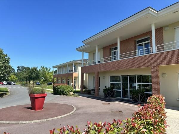 INVESTISSEMENT LOCATIF – CHARLEVILLE MEZIERES- Résidence Ehpad Emeis Patrice Groff - 7.83  de rentabilité.