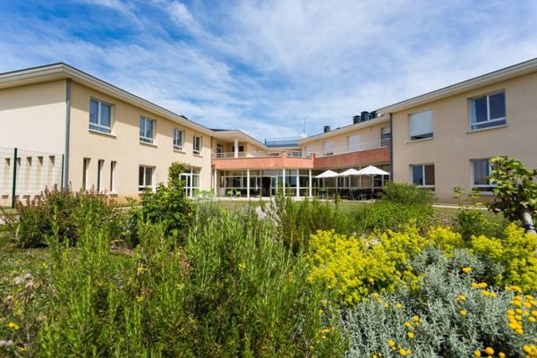 INVESTISSEMENT LOCATIF – CHARLEVILLE MEZIERES- Résidence Ehpad Emeis Patrice Groff - 7.83  de rentabilité.