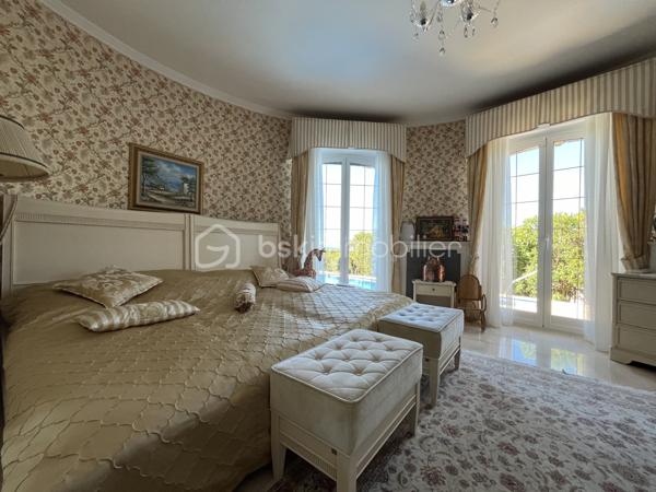 Maison en pierre de 256 m²